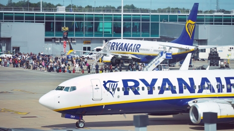 skynews-ryanair-stansted_5866429