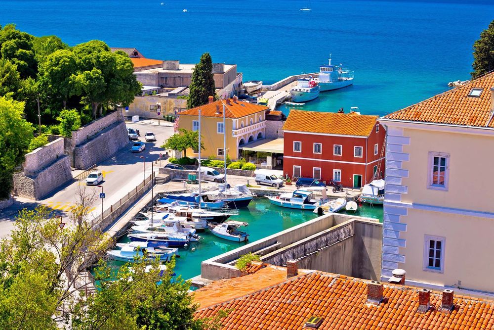 Od 2. júna môžete letieť do Zadaru aj z Košíc! 1 large zadar croatia shutterstock 681941122 3b0862a738