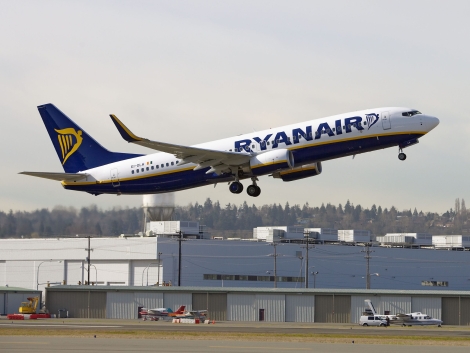 ÚVOD 15 Lietadlo Ryanair
